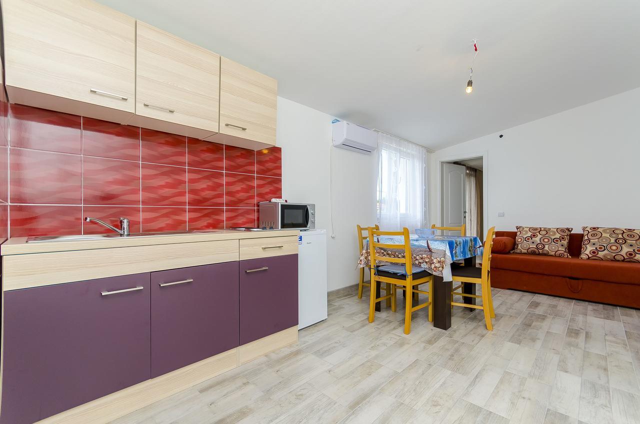 Apartments Mirko I Anda Donji Okrug  Esterno foto
